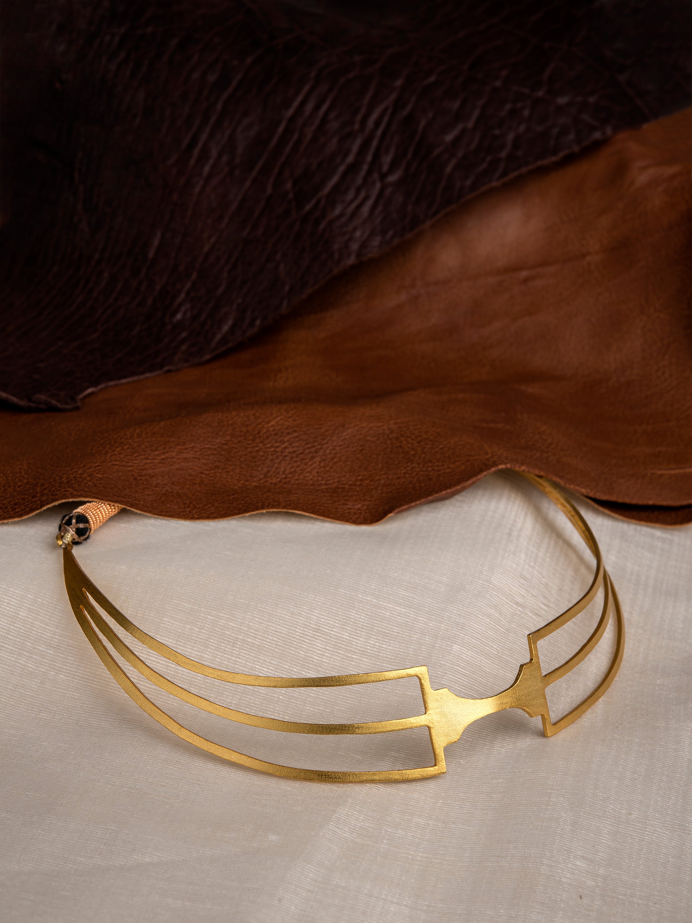 Dagger Choker Neckpiece
