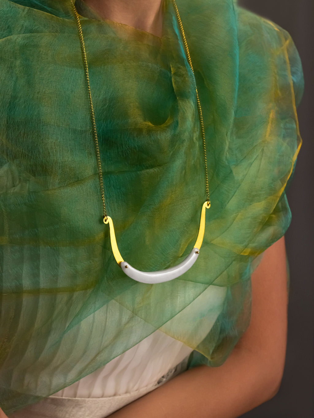White Hasli Necklace